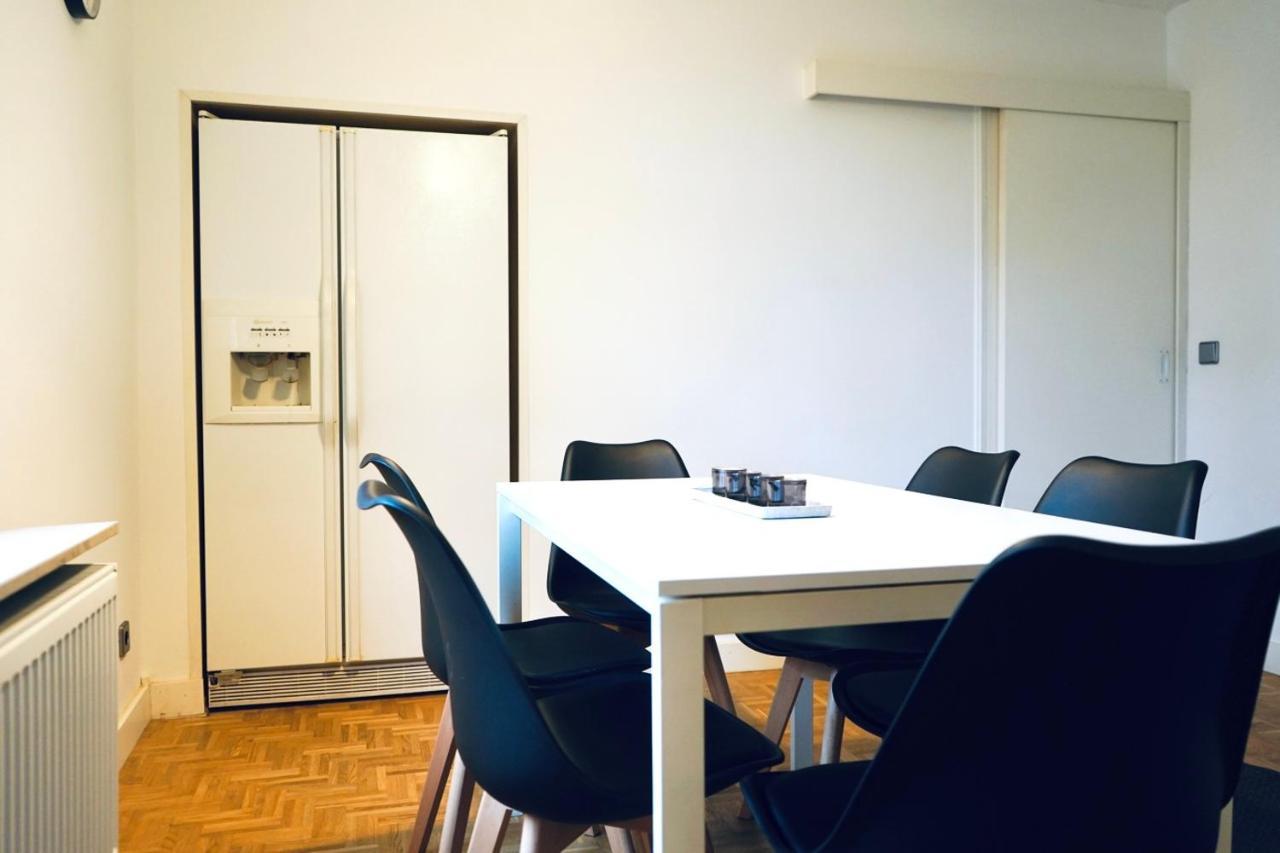 Geraeumiges Wohnen Fuer 7 Personen- Parkplatz- Waschmaschine- 3 Schlafzimmer Wolfsburg Exterior foto